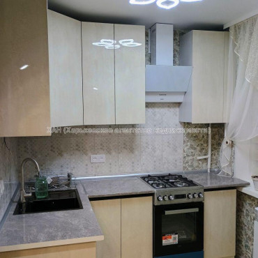Продам квартиру, Тракторостроителей просп. , 2  ком., 47 м², капитальный ремонт 