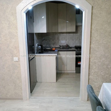 Продам квартиру, Тракторостроителей просп. , 2  ком., 47 м², капитальный ремонт 
