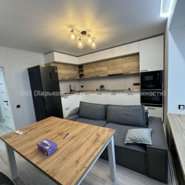 Продам квартиру, Веселая ул. , 1 кім., 43.30 м², авторский дизайн