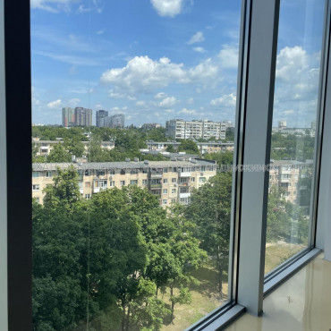 Сдам нежилую недвижимость, офис в офисном центре , 3  ком., 134.90 м², евроремонт 