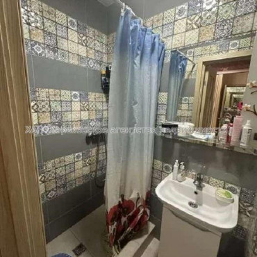 Продам квартиру, Николаевская ул. , 1  ком., 19 м², капитальный ремонт 