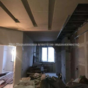 Продам квартиру, Новоалександровская ул. , 3  ком., 106 м², без отделочных работ 
