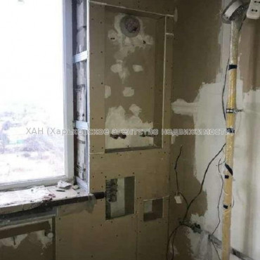 Продам квартиру, Новоалександровская ул. , 3  ком., 106 м², без отделочных работ 