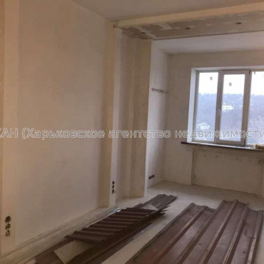 Продам квартиру, Новоалександровская ул. , 3  ком., 106 м², без отделочных работ 