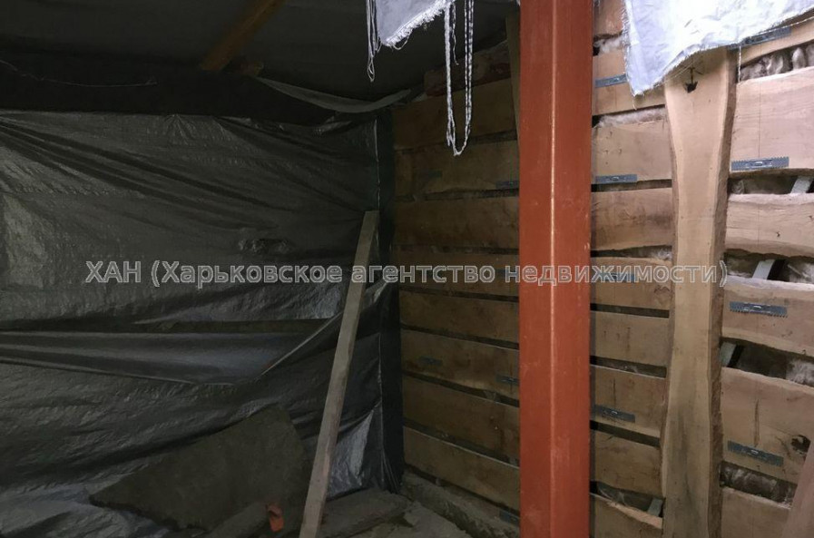 Продам квартиру, Новоалександровская ул. , 3  ком., 106 м², без отделочных работ 