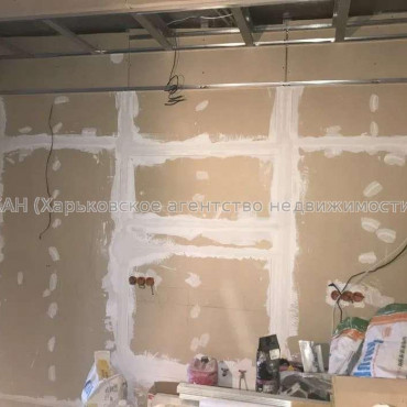 Продам квартиру, Новоалександровская ул. , 3  ком., 106 м², без отделочных работ 