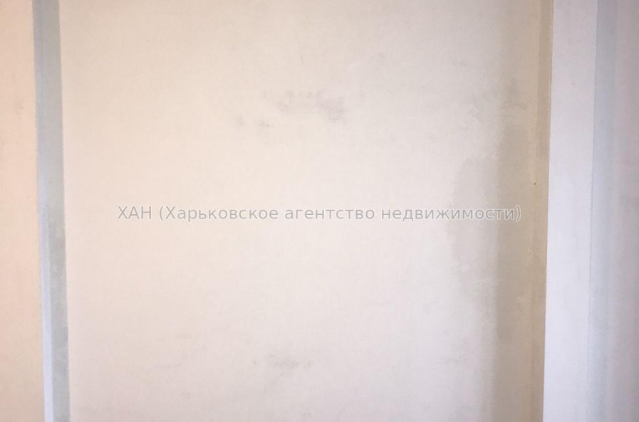 Продам квартиру, Новоалександровская ул. , 3 кім., 106 м², без отделочных работ 