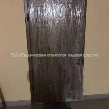 Продам квартиру, Новоалександровская ул. , 3  ком., 106 м², без отделочных работ 