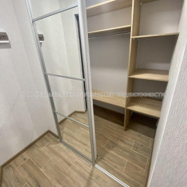 Продам квартиру, Героев Харькова просп. , 1 кім., 32.50 м², капитальный ремонт