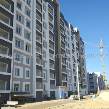 Продам квартиру, Полтавский Шлях ул. , 1  ком., 48 м², без внутренних работ 