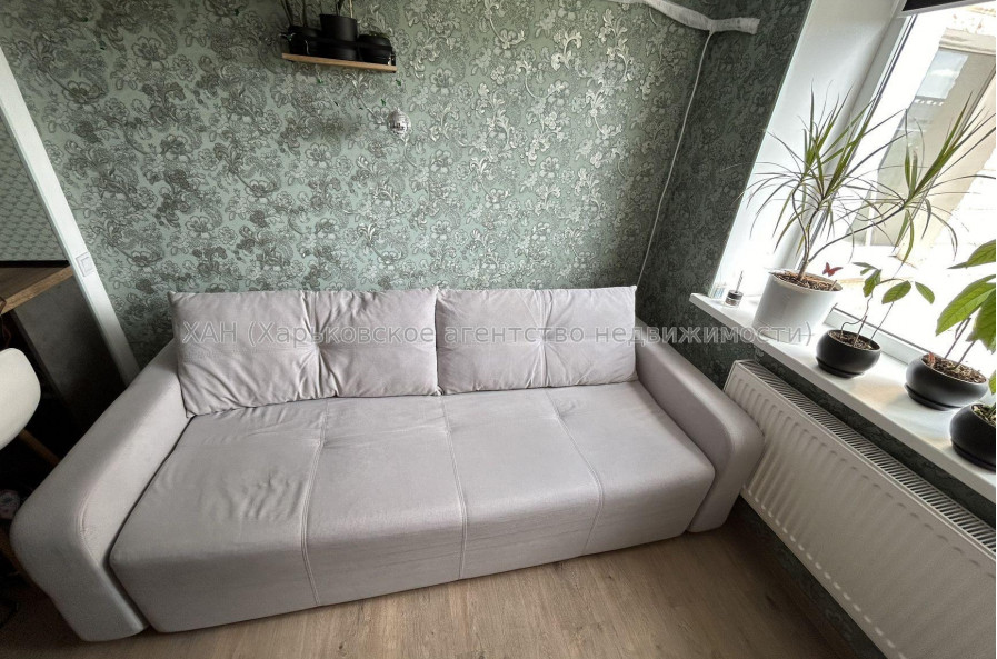 Продам квартиру, Александра Орлова ул. , 1 кім., 20 м², евроремонт 