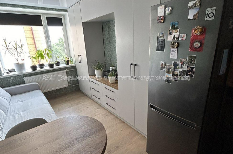 Продам квартиру, Александра Орлова ул. , 1 кім., 20 м², евроремонт 
