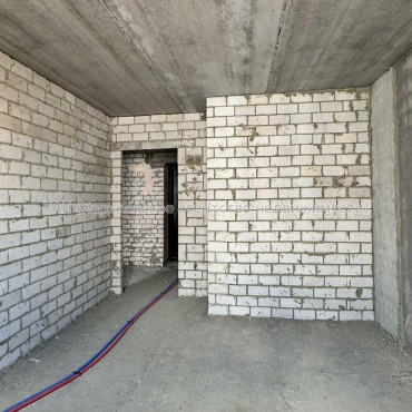 Продам квартиру, Шевченко ул. , 1 кім., 38.10 м², без внутренних работ 