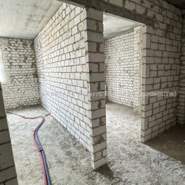 Продам квартиру, Шевченко ул. , 1 кім., 38.10 м², без внутренних работ 