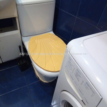 Продам квартиру, Власенко ул. , 6 , 1  ком., 30.70 м², капитальный ремонт 