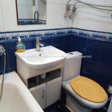 Продам квартиру, Власенко ул. , 6 , 1  ком., 30.70 м², капитальный ремонт 