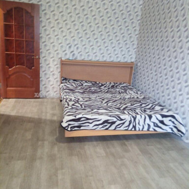 Продам квартиру, Власенко ул. , 6 , 1  ком., 30.70 м², капитальный ремонт 