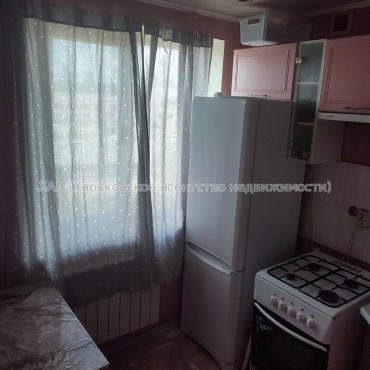 Продам квартиру, Власенко ул. , 6 , 1  ком., 30.70 м², капитальный ремонт 