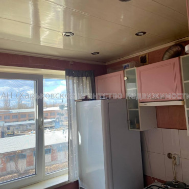 Продам квартиру, Власенко ул. , 6 , 1  ком., 30.70 м², капитальный ремонт 