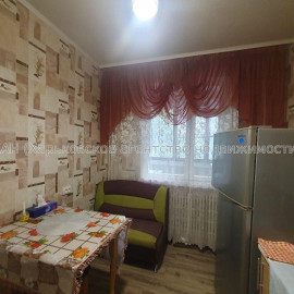 Продам квартиру, Грицевца Сергея ул. , 1 кім., 38 м², капитальный ремонт