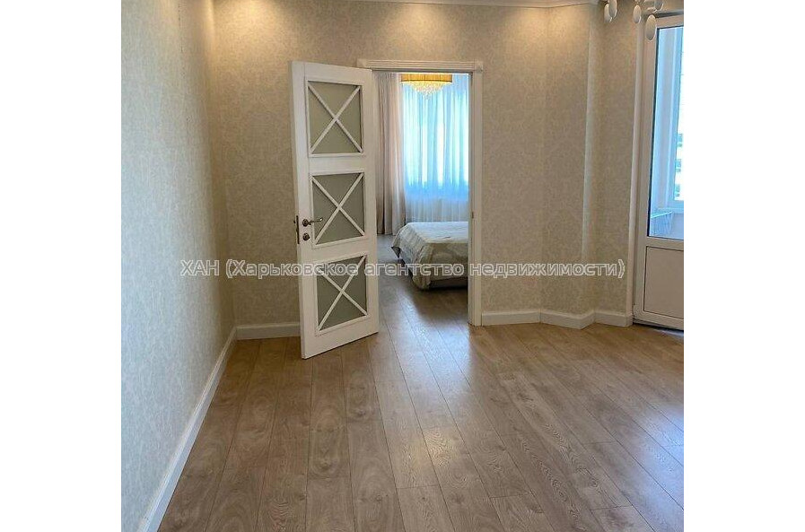 Продам квартиру, Гольдберговская ул. , 2 кім., 80.50 м², евроремонт 