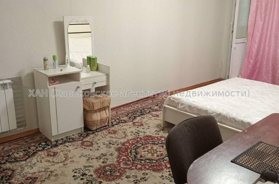 Продам квартиру, Байрона пр-т , 3 кім., 62 м², косметический ремонт 