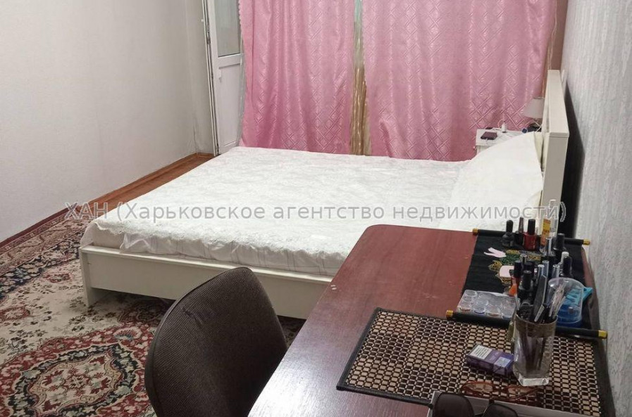 Продам квартиру, Байрона пр-т , 3 кім., 62 м², косметический ремонт 