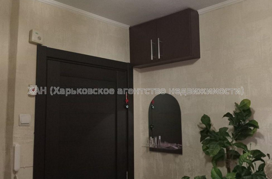 Продам квартиру, Байрона пр-т , 3 кім., 62 м², косметический ремонт 