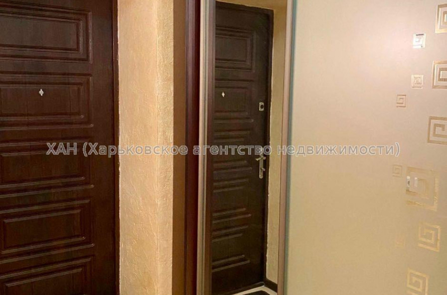 Продам квартиру, Малиновская ул. , 1 кім., 35 м², евроремонт 