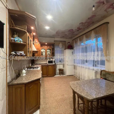 Продам будинок, Некрасова пер. , 240 м², 10 соток, капитальный ремонт 