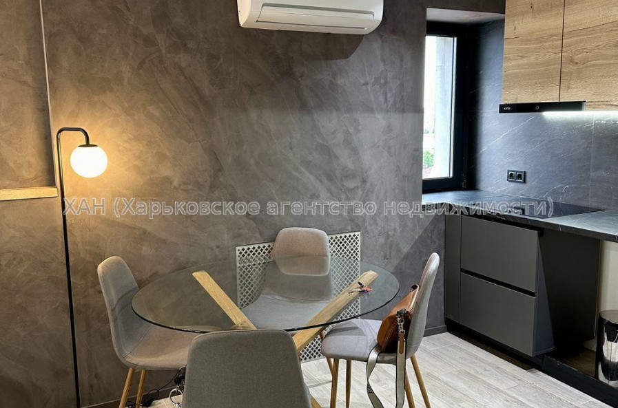 Продам квартиру, Чернышевская ул. , 2  ком., 53 м², евроремонт 