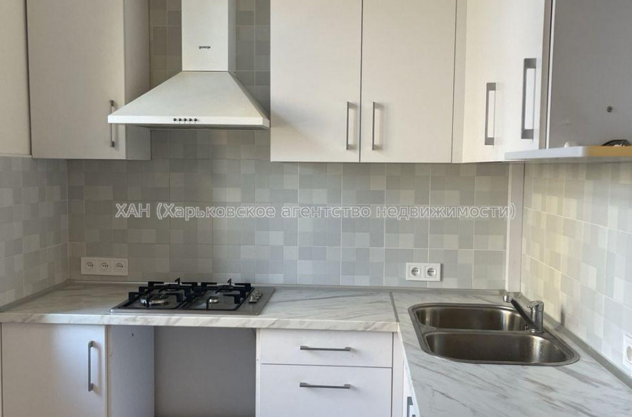 Продам квартиру, Динамовская ул. , 2  ком., 47 м², евроремонт 