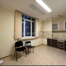 Продам квартиру, Петра Болбочана ул. , 2 кім., 96 м², косметический ремонт