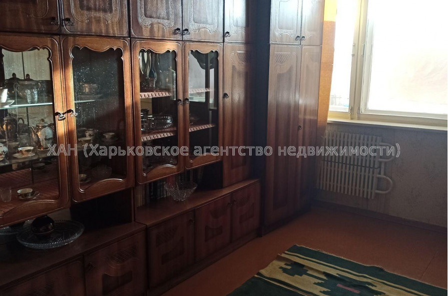 Продам квартиру, 3 кім., 72 м², советский ремонт 