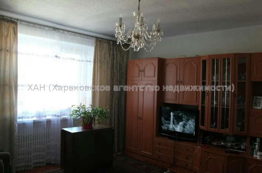 Продам квартиру, Николая Бажана ул. , 4  ком., 74 м², капитальный ремонт 