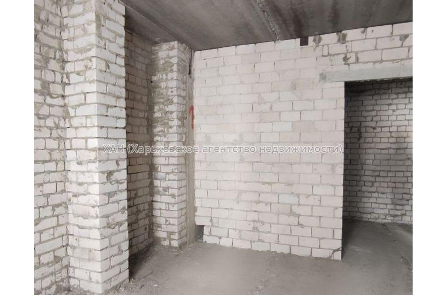 Продам квартиру, Шевченковский пер. , 1  ком., 42 м², без внутренних работ 