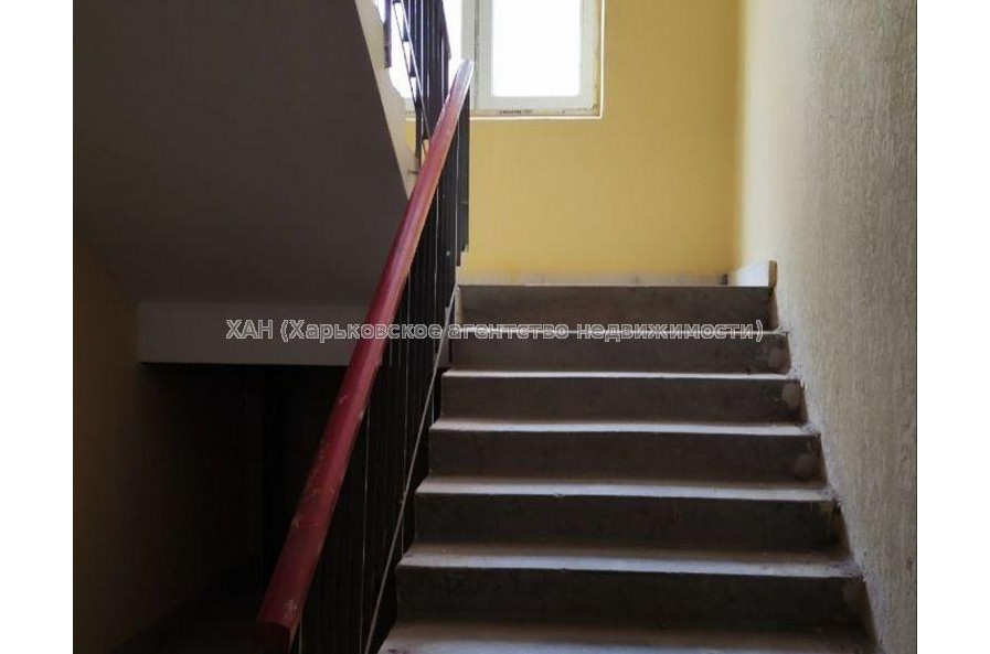 Продам квартиру, Шевченковский пер. , 1  ком., 42 м², без внутренних работ 