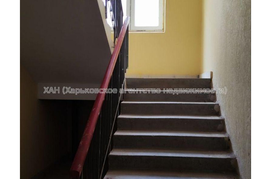 Продам квартиру, Шевченковский пер. , 1 кім., 42 м², без внутренних работ 