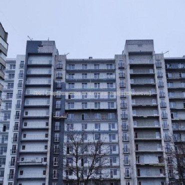 Продам квартиру, Полтавский Шлях ул. , 1 кім., 56 м², без внутренних работ 