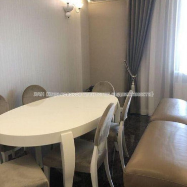 Продам квартиру, Петра Болбочана ул. , 3  ком., 117 м², авторский дизайн 