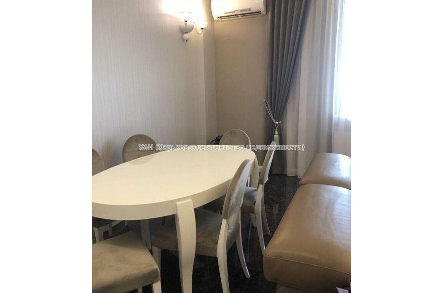 Продам квартиру, Петра Болбочана ул. , 3  ком., 117 м², авторский дизайн 