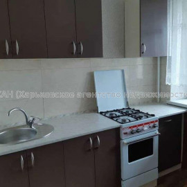 Продам квартиру, Зерновая ул. , 1 кім., 33 м², капитальный ремонт