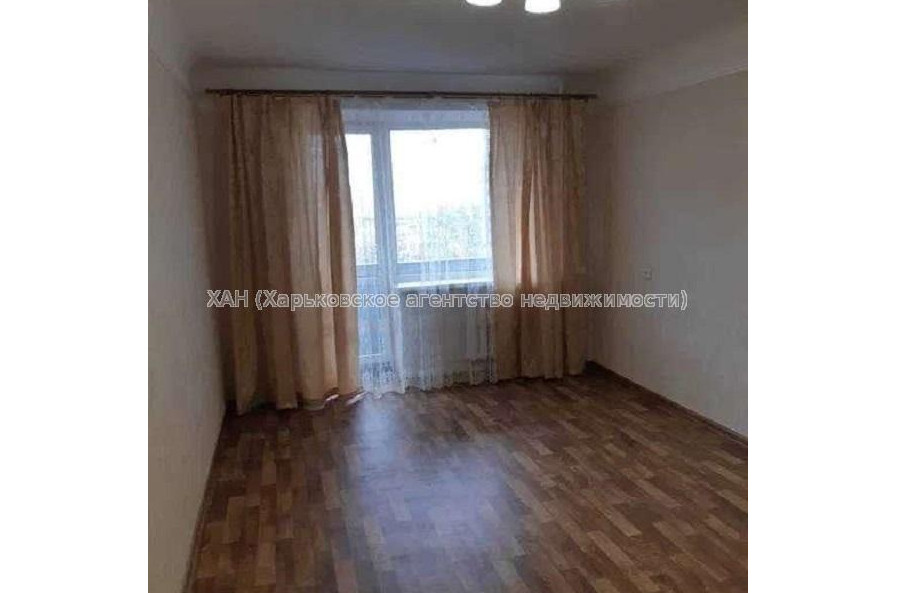 Продам квартиру, Зерновая ул. , 1  ком., 33 м², капитальный ремонт 