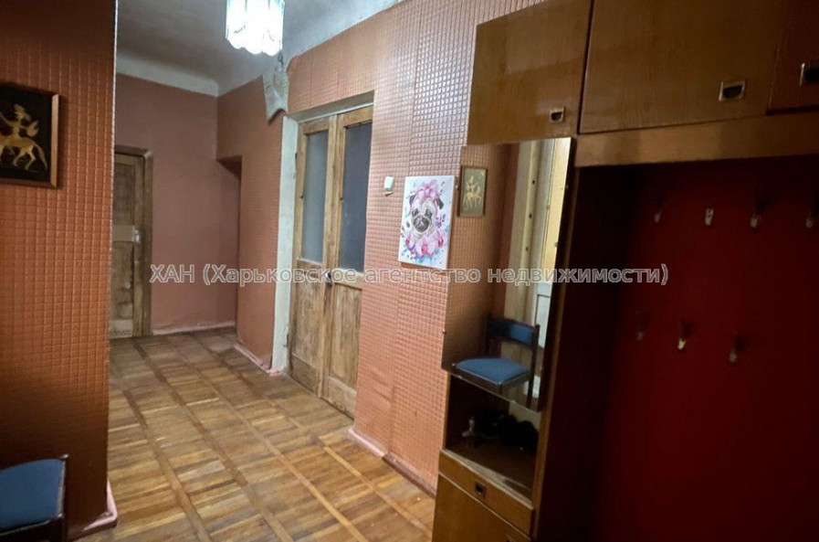 Продам квартиру, 3  ком., 89 м², косметический ремонт 