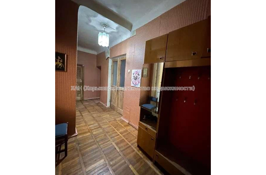 Продам квартиру, 3  ком., 89 м², косметический ремонт 