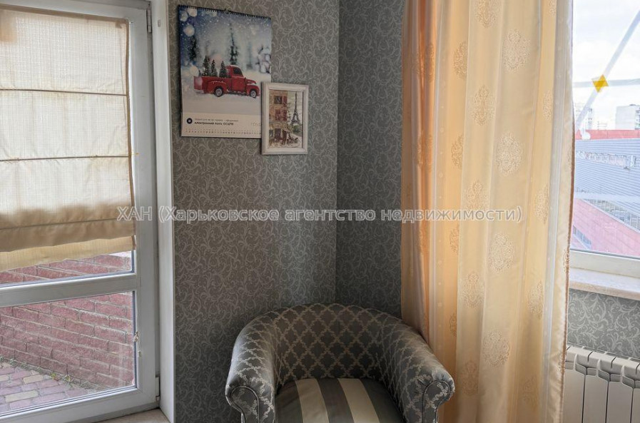 Продам квартиру, Гольдберговская ул. , 3 кім., 150 м², капитальный ремонт 