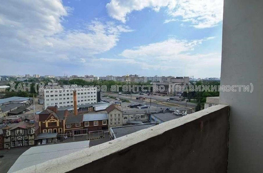 Продам квартиру, Героев Харькова просп. , 1 кім., 44.10 м², без внутренних работ 