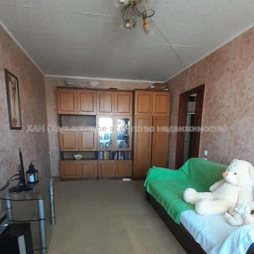 Здам квартиру, Валентиновская ул. , 2 кім., 47 м², косметический ремонт 