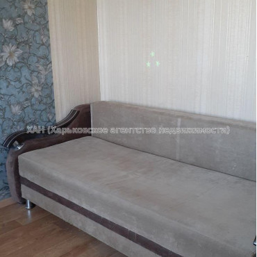 Здам квартиру, Валентиновская ул. , 2 кім., 47 м², косметический ремонт 