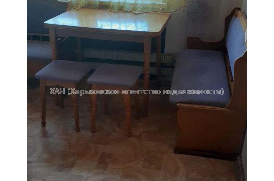 Сдам квартиру, Валентиновская ул. , 2  ком., 47 м², косметический ремонт 